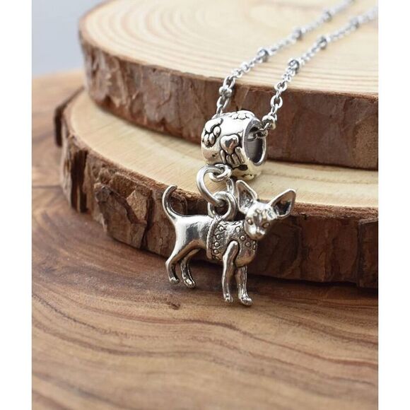 Chihuahua Pendant Necklace NEW - Picture 2 of 7